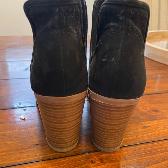 Fergalicious detail black booties. - Picture 3 of 3